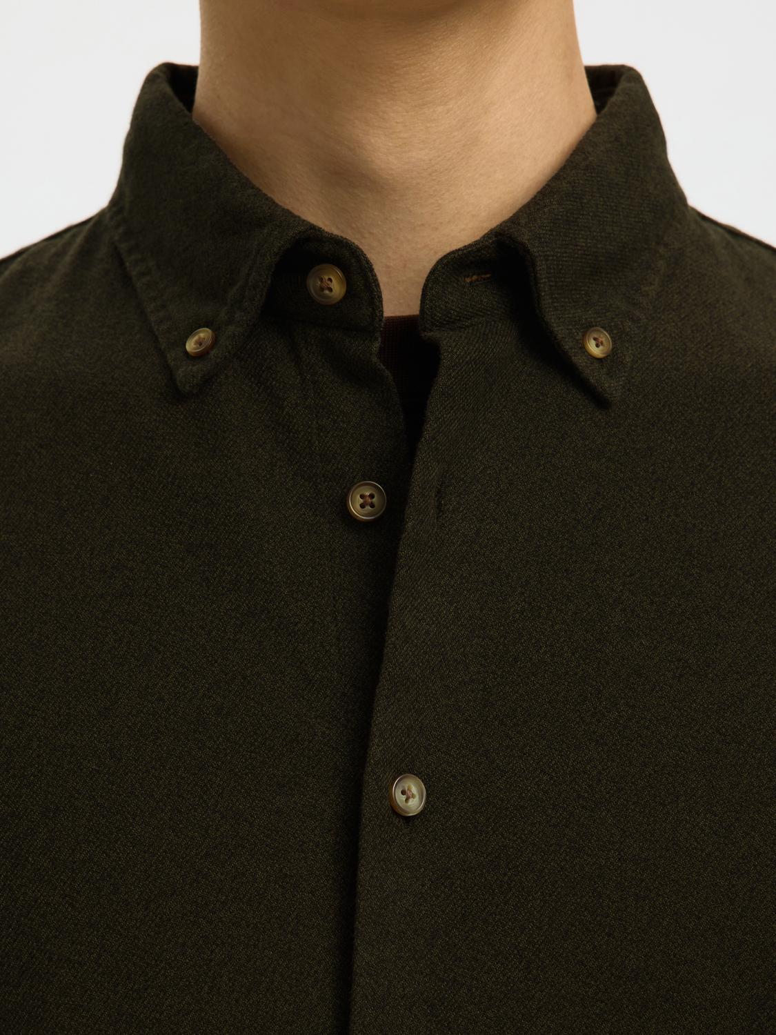 model_shot-detail